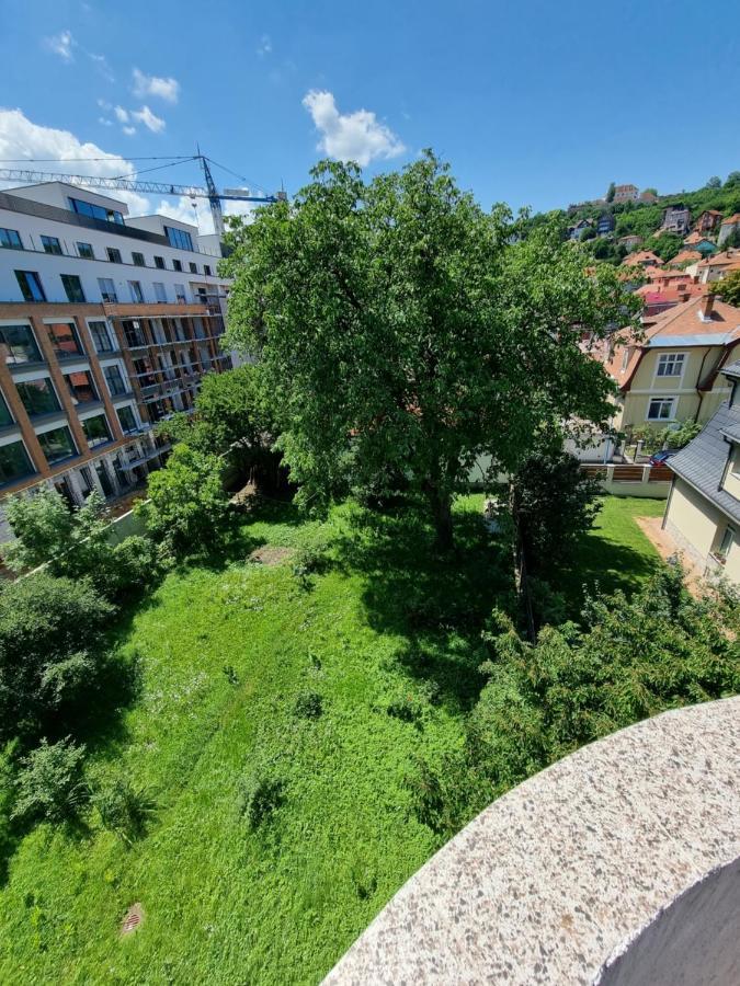 Апартаменти Toma Boutique Брашов Екстер'єр фото