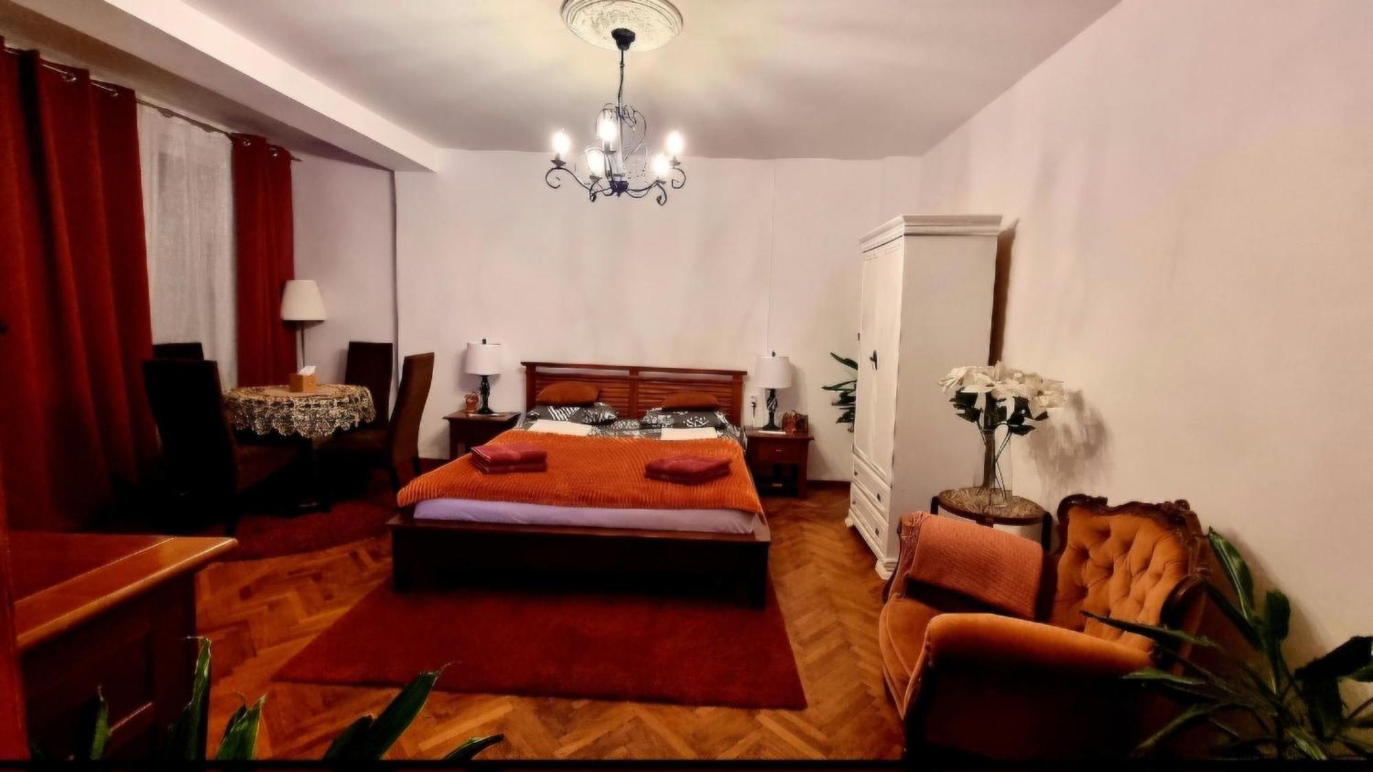 Апартаменти Toma Boutique Брашов Екстер'єр фото